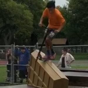 Meet your Posher, Diego